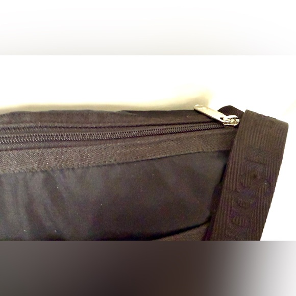 LeSportsac Large Lightweight Crossbody Pouch Purse Bag - Picture 5 of 6